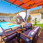 Szálloda Kalkan Dome & Deluxe-glamping In Kalkan