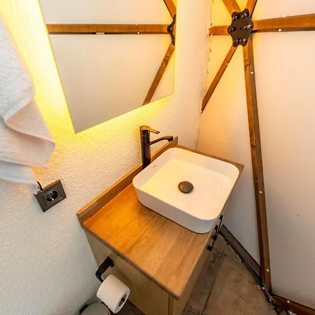 Ξενοδοχείο Kalkan Dome & Deluxe-glamping In Kalkan Κας