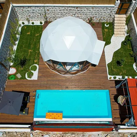 فندق Kalkan Dome & Deluxe-glamping In Kalkan
