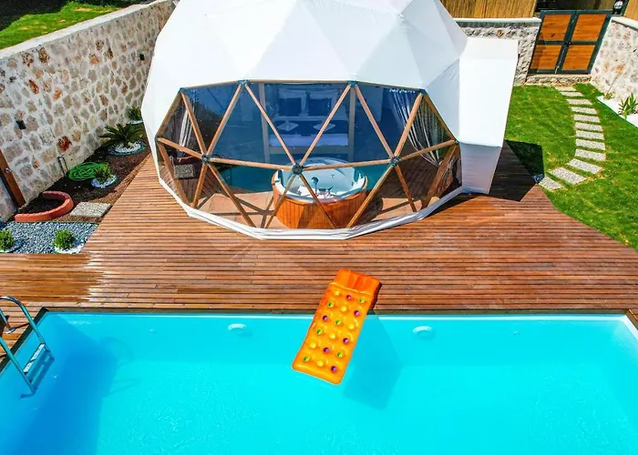 Kalkan Dome & Deluxe-glamping In Kalkan 호텔 *