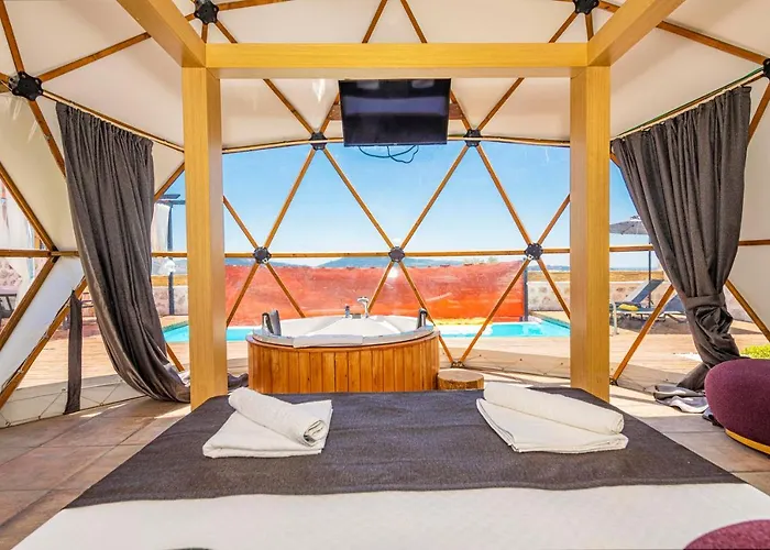 호텔 Kalkan Dome & Deluxe-glamping In Kalkan