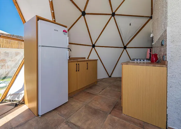 Kalkan Dome & Deluxe-glamping In Kalkan 호텔 카스