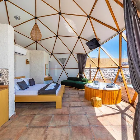 Kalkan Dome & Deluxe-glamping In Kalkan ホテル *